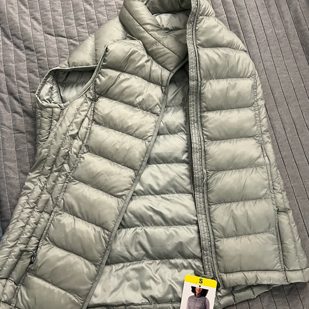 32 Degrees Light Gray Puffer Vest